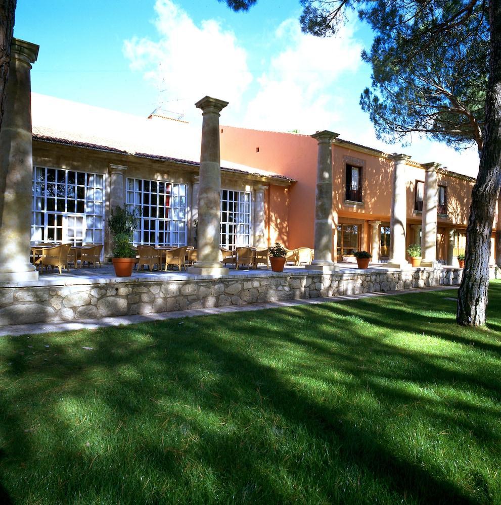 Parador De Tordesillas Buitenkant foto