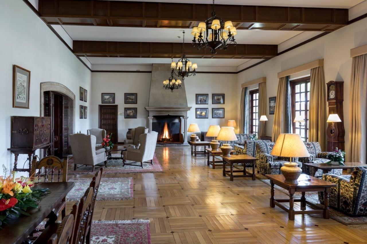 Parador De Tordesillas Buitenkant foto