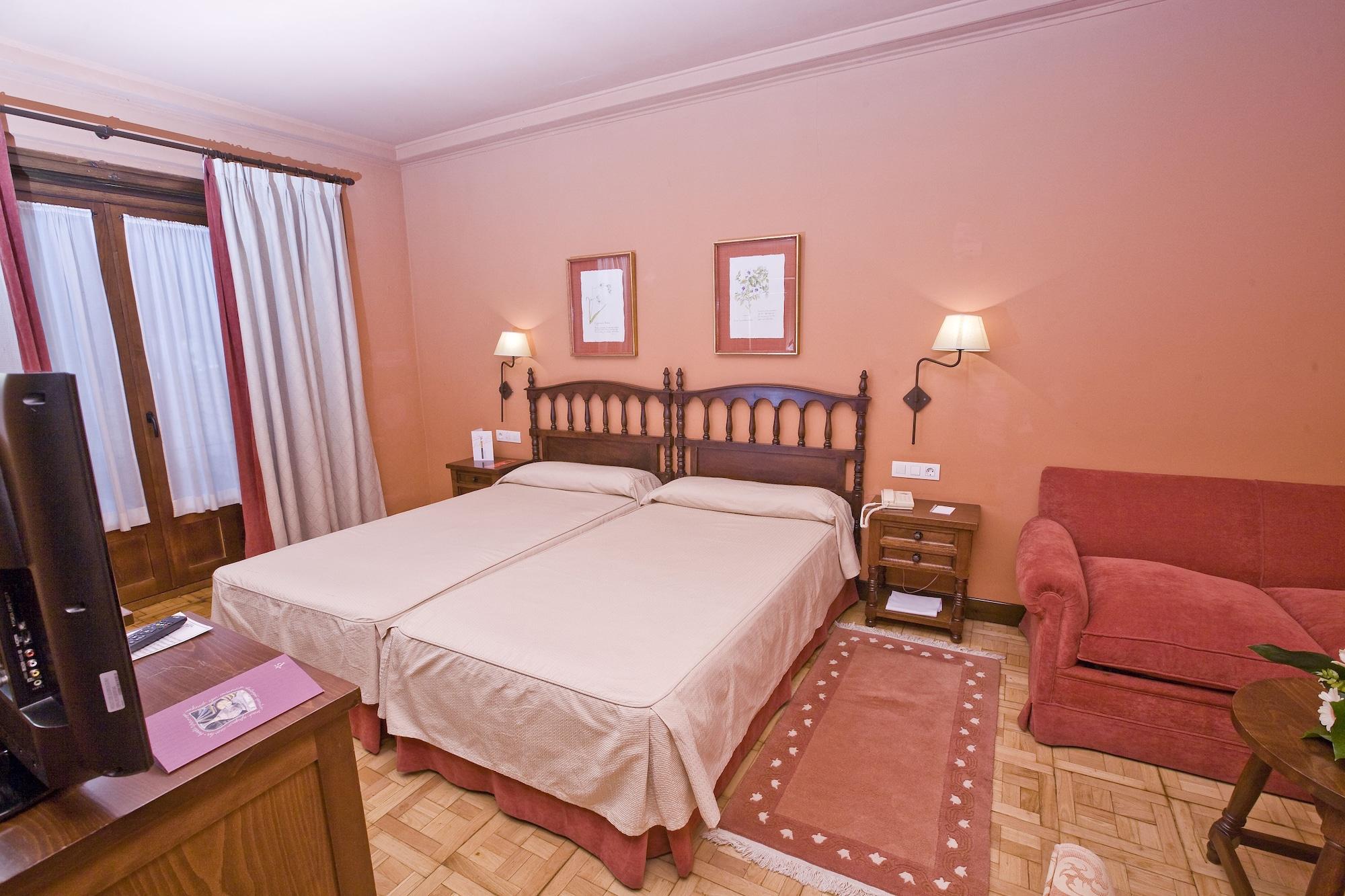 Parador De Tordesillas Buitenkant foto