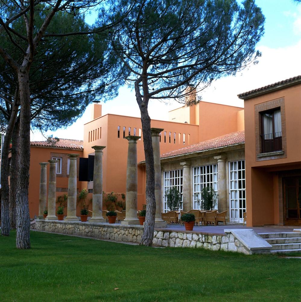 Parador De Tordesillas Buitenkant foto