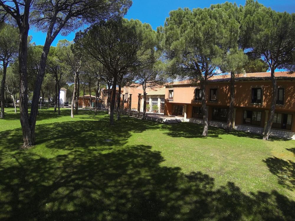 Parador De Tordesillas Buitenkant foto