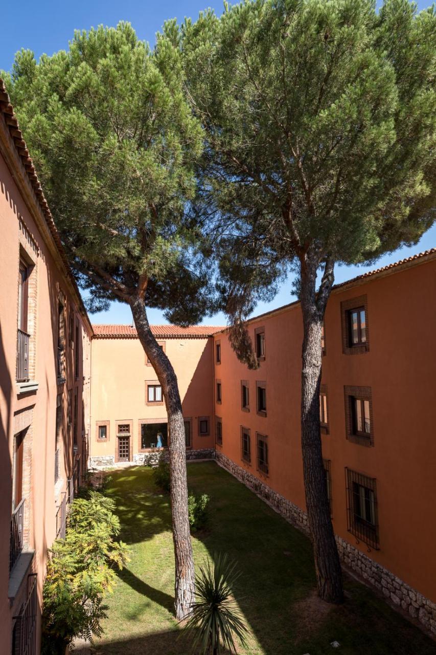 Parador De Tordesillas Buitenkant foto