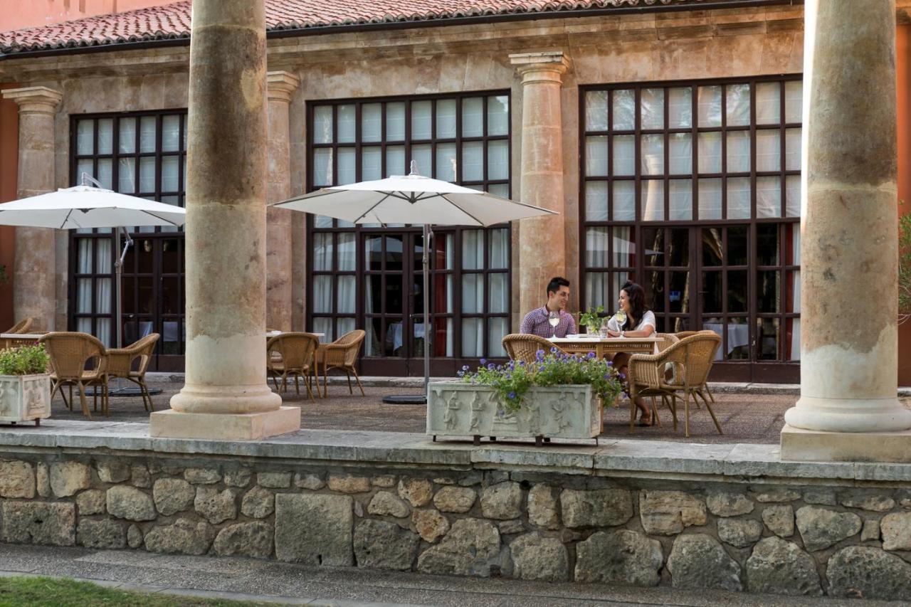 Parador De Tordesillas Buitenkant foto